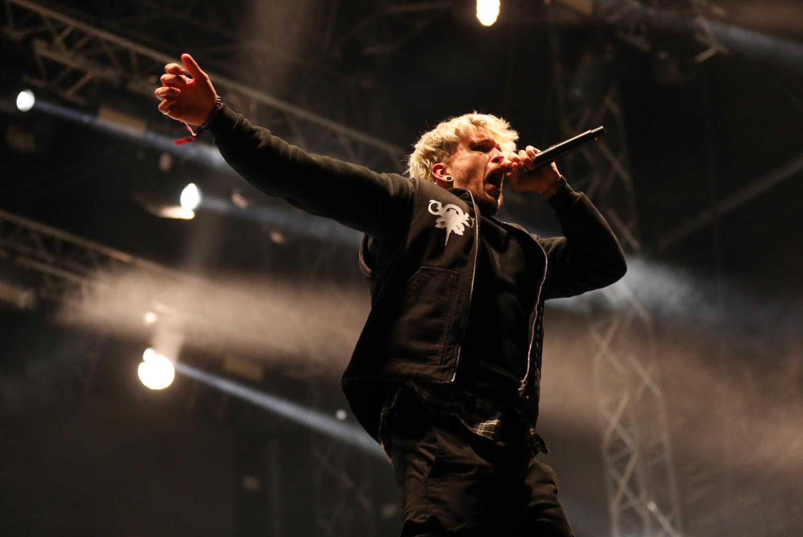 Istrijan, koji je osvojio cijelu Europu svojim senzacionalnim nastupom i izvedbom pjesme "Rim Tim Tagi Dim", odlučio je pustiti dužu kosu i obojiti je u ružičastu boju.