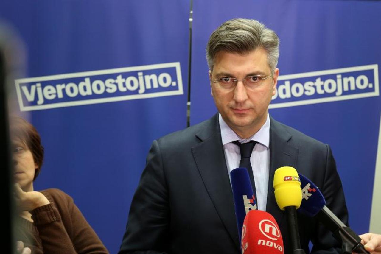 Plenković dao izjavu nakon održane sjednice Predsjedništva i Nacionalnog vijeća HDZ-a