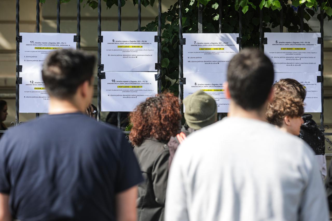 Zagreb: Gužve na biralištima i u popodnevnim satima