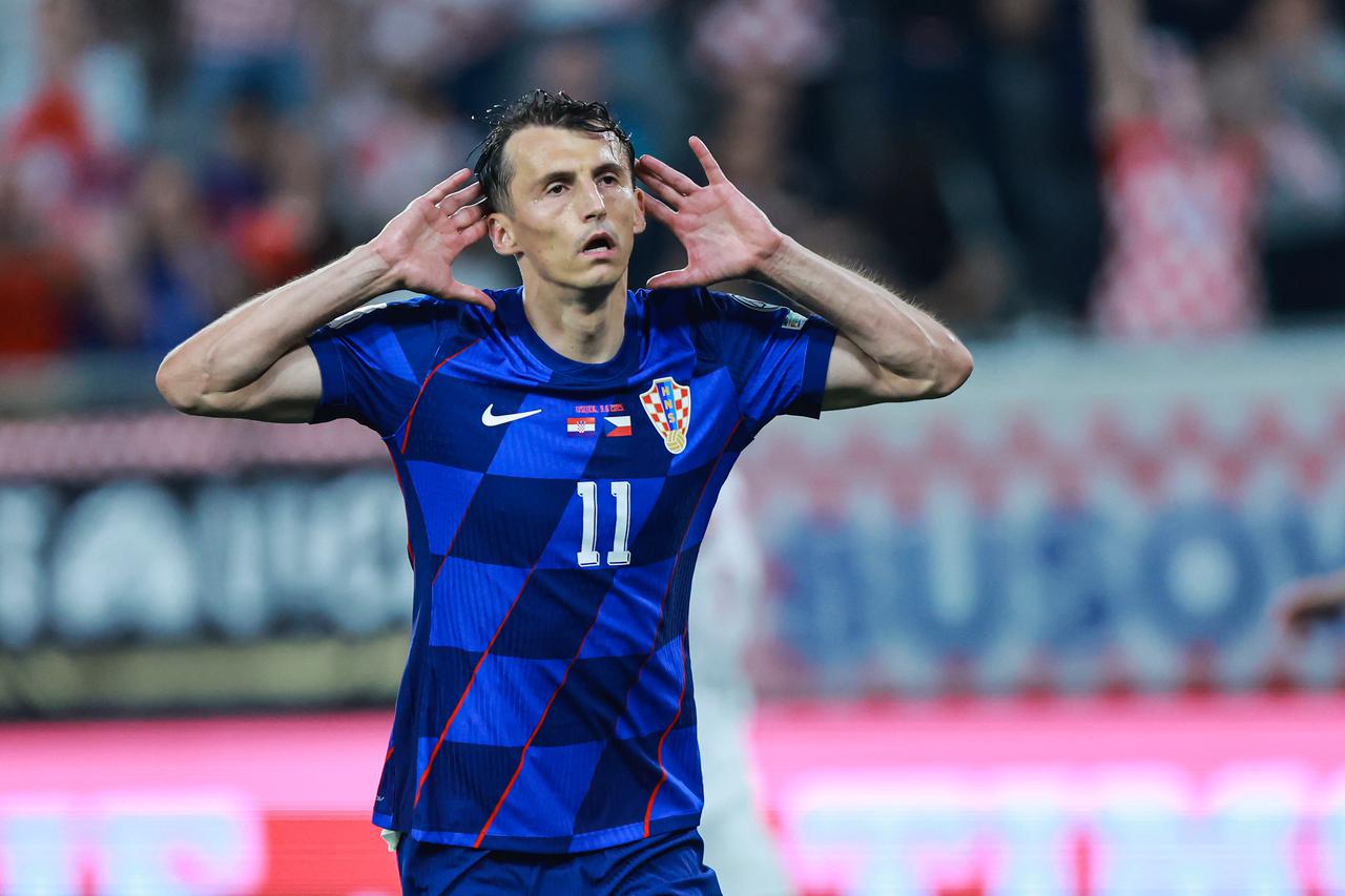 Osijek: Ante Budimir u utakmici protiv Češke podigao rezultat na 4:1