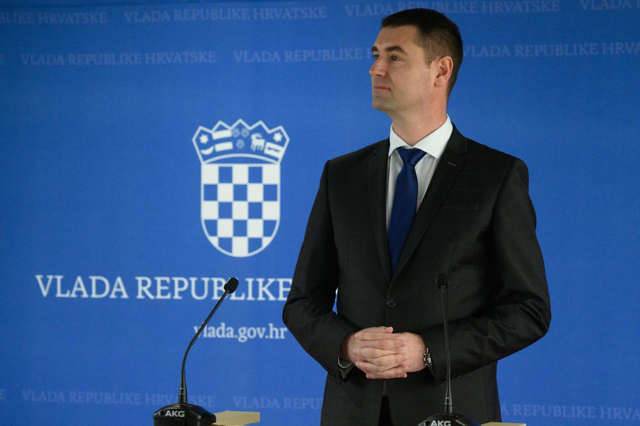 Zagreb: Davor Filipović obratio se medijima nakon sjednice Vlade RH