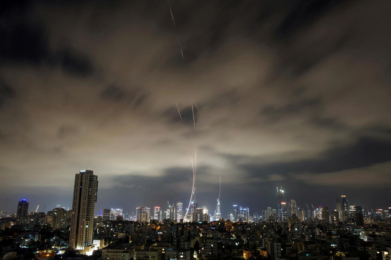 Missiles attack from Iran to Israel