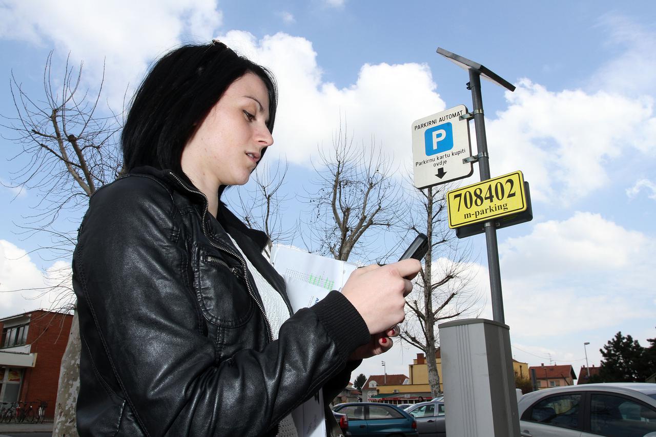 26.03.2014., Cakovec - Tvrtka GKP Cakom d.o.o., koja se bavi naplatom i kontrolom parikranja u Gradu Cakovcu, postavila je na naplatne aparate nove brojeve za placanje pariranja putem SMS poruke.  Hrvatska agencija za po??Â?tu i elektronicke komunikacije 