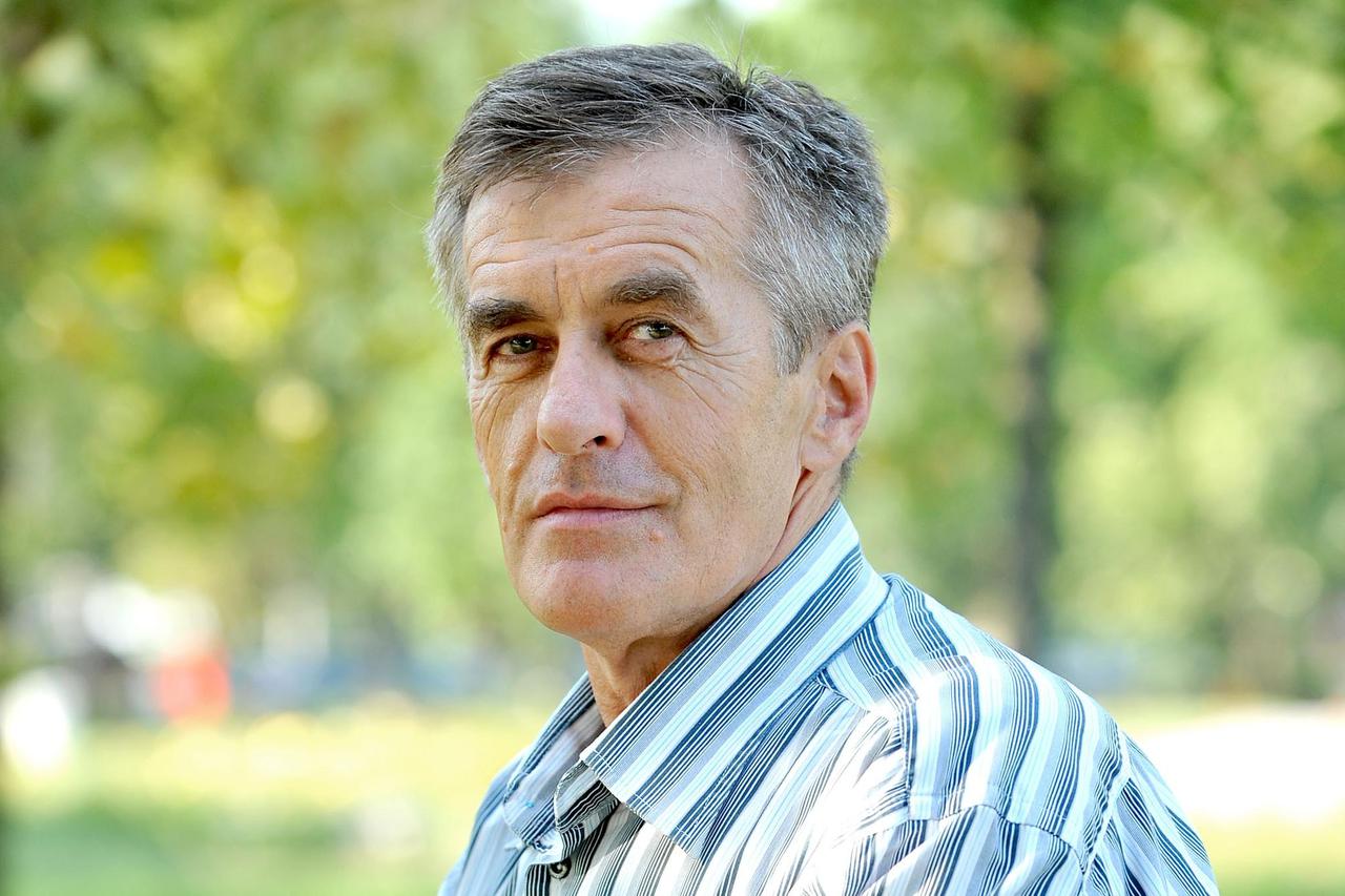 02.09.2009.,Zagreb - Bocarski ,Josip Jurcevic, nezavisni predsjednicki kandidat Photo: Marko Lukunic/Vecernji list