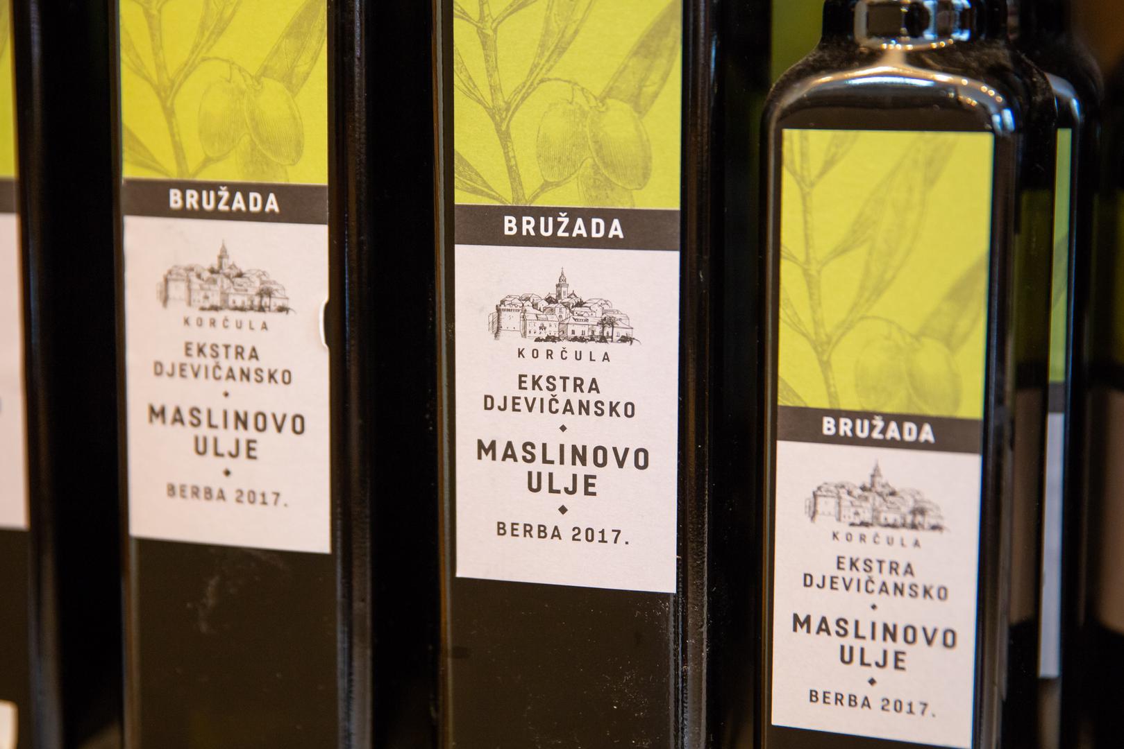 14. Korčulansko maslinovo ulje - ekstra djevičansko maslinovo ulje koje se dobiva izravno iz ploda masline korčulanskih sorti Lastovke i Drobnice, pod uvjetom da one čine najmanje 80% ulja.