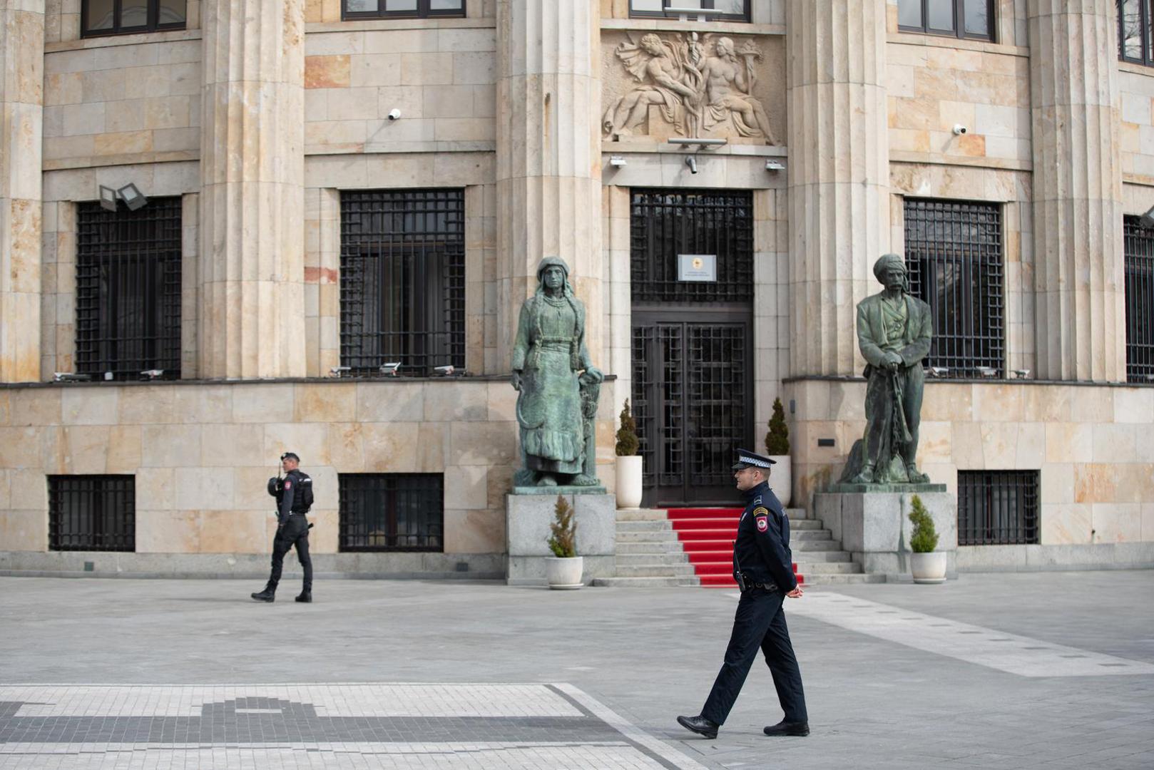 12.03.2025., Palata Republike, Banja Luka (BiH) - Policija, kao i pripadnici specijalne jedinice “zandarmerije”, stoje sa dugim cijevima ispred Palate Republike u Banjaluci. Photo: Dejan Rakita/PIXSELL