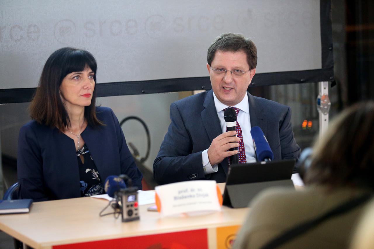 Zagreb: Blaženka Divjak i Zoran Bekić govorili o promjenama u visokom obrazovanju