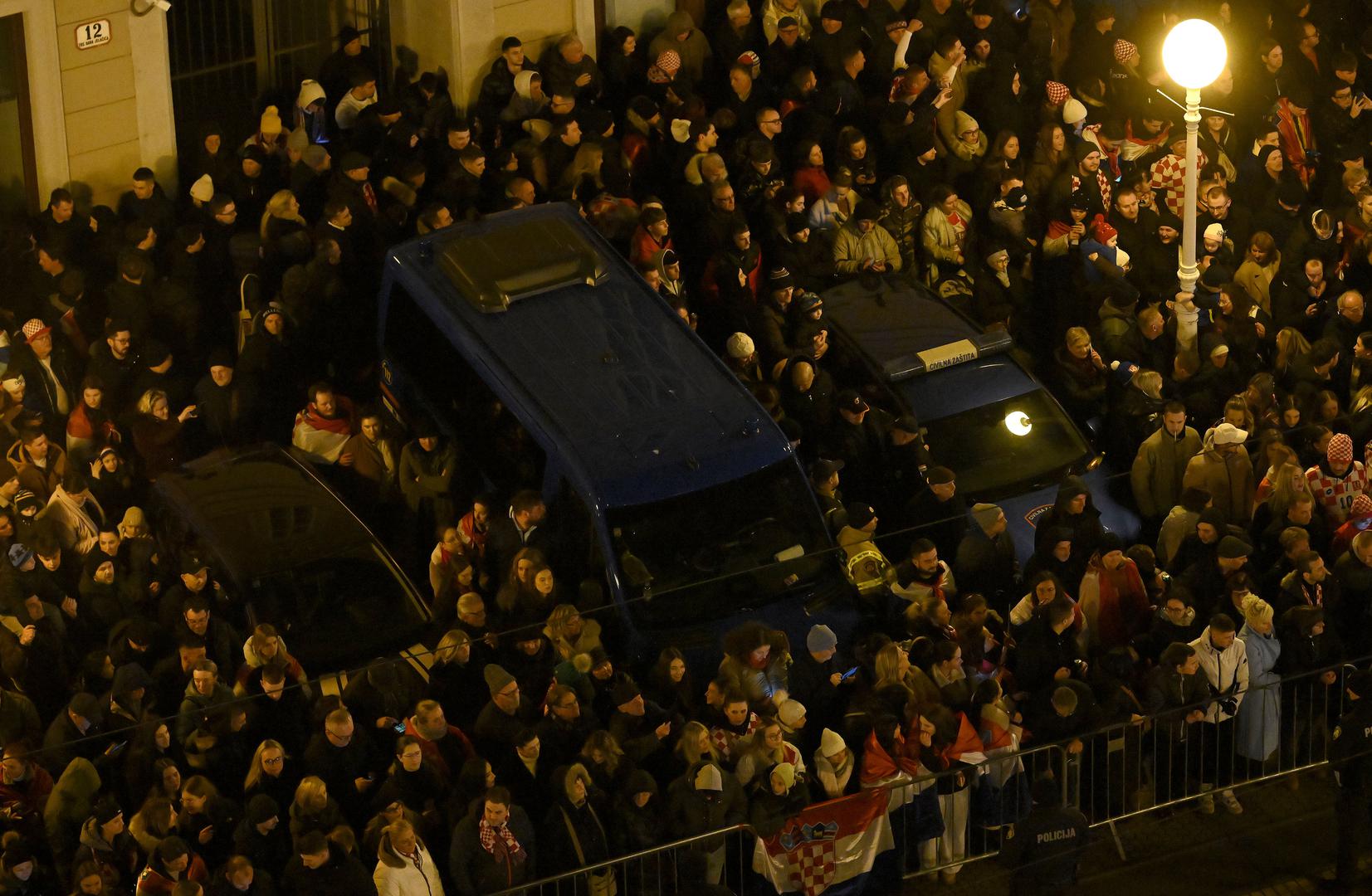 02.02.2026., Zagreb - Docek broncanih rukometasa na Trgu bana Josipa Jelacica u organizaciji Vlade ne grada Zagreba.  Photo: Marko Lukunic/PIXSELL