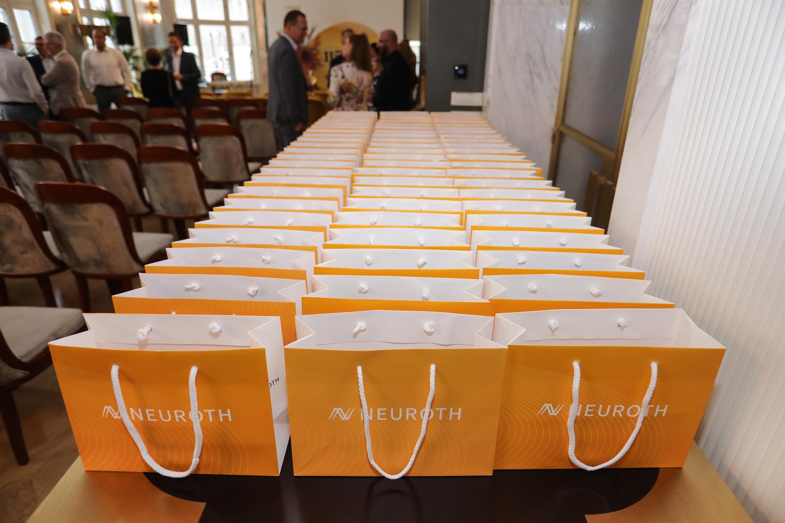 09.06.2022., Zagreb - U Amadria Park Hotelu u Jurisicevoj ulici Austrijska tvrtka Neuroth slusna pomagala svecano je obiljezila 10 godina djelovanja u Hrvatskoj te 115 godina postojanja, u sklopu cega je odrzan koncert Radojke Sverko.  Photo: Tomislav Miletic/PIXSELL