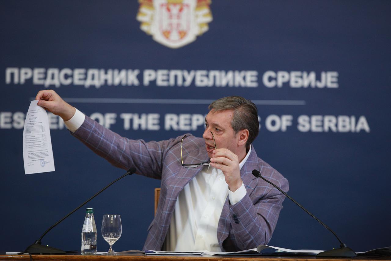 Beograd: Predsjednik Republike Srbije, Aleksandar Vučić, obratio se medijima u zgradi Generalnog sekretarijata 