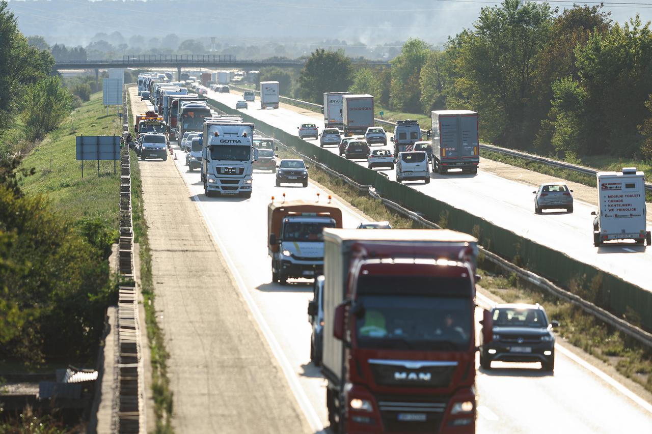 Zagreb: Zbog nesreće na obilaznici stvaraju se kolone 