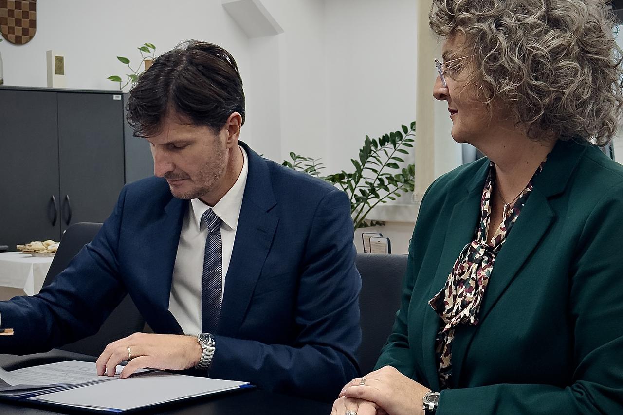 Potpisan ovi ugovor o kovanju optjecajnog novca Bosne i Hercegovine