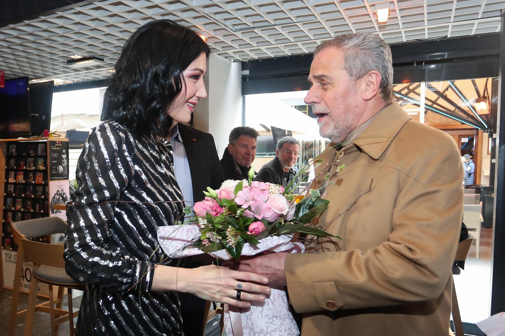 Među uzvanicima na promociji bio je i gradonačelnik Zagreba Milan Bandić. 