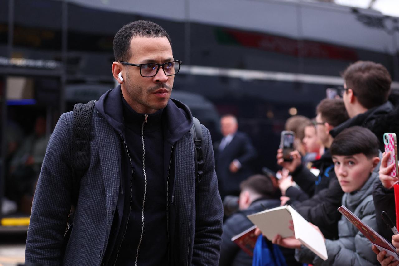 FA Cup - Fifth Round - Wrexham v Chelsea