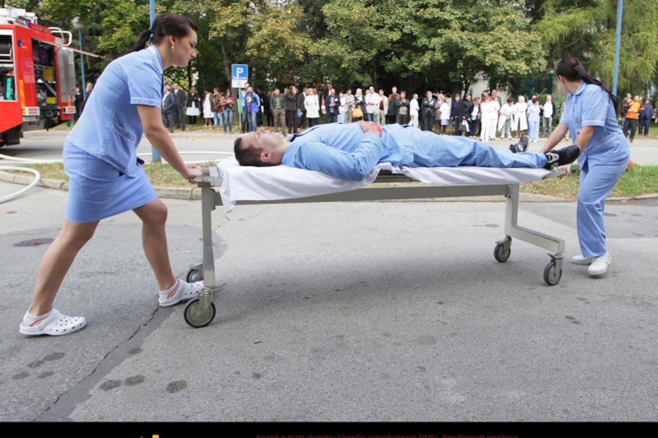 '13.10.2011., Koprivnica - 7. Nacionalna koordinacija djelatnika zastite i spasavanja jedinica lokalne i regionalne samouprave odrzana je u koprivnickoj Opcoj bolnici Dr. Tomislav Bardek. Photo: Marij