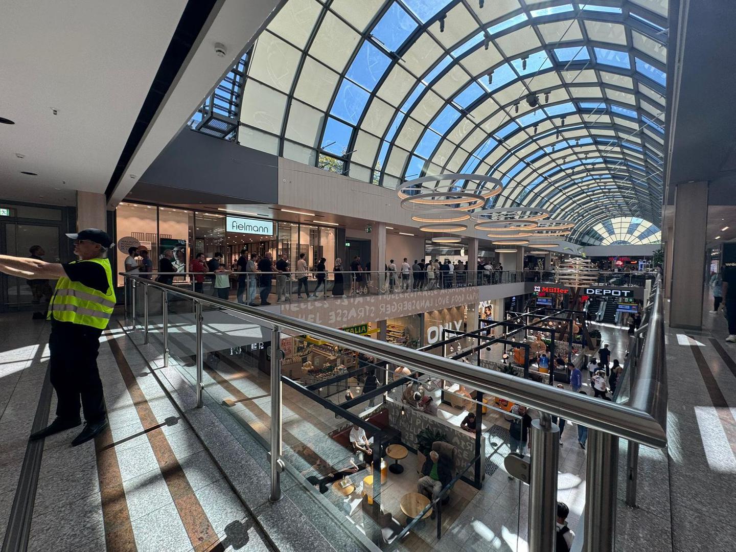  Početni model najveće verzije iPhone 17 Pro Max (256 GB) stoji 1579,99 eura.  