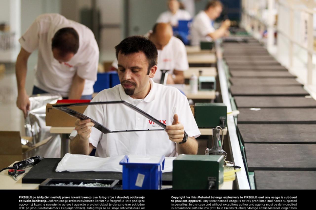 '24.05.2013., Rugvica, Zagreb - Menadzeri M-San Grupe, Vladimir Brkljaca, Marijan Janko i Miroslav Huzjak na konferenciji za medije predstavili su poslovne planove i otvorili novi proizvodni pogon Viv