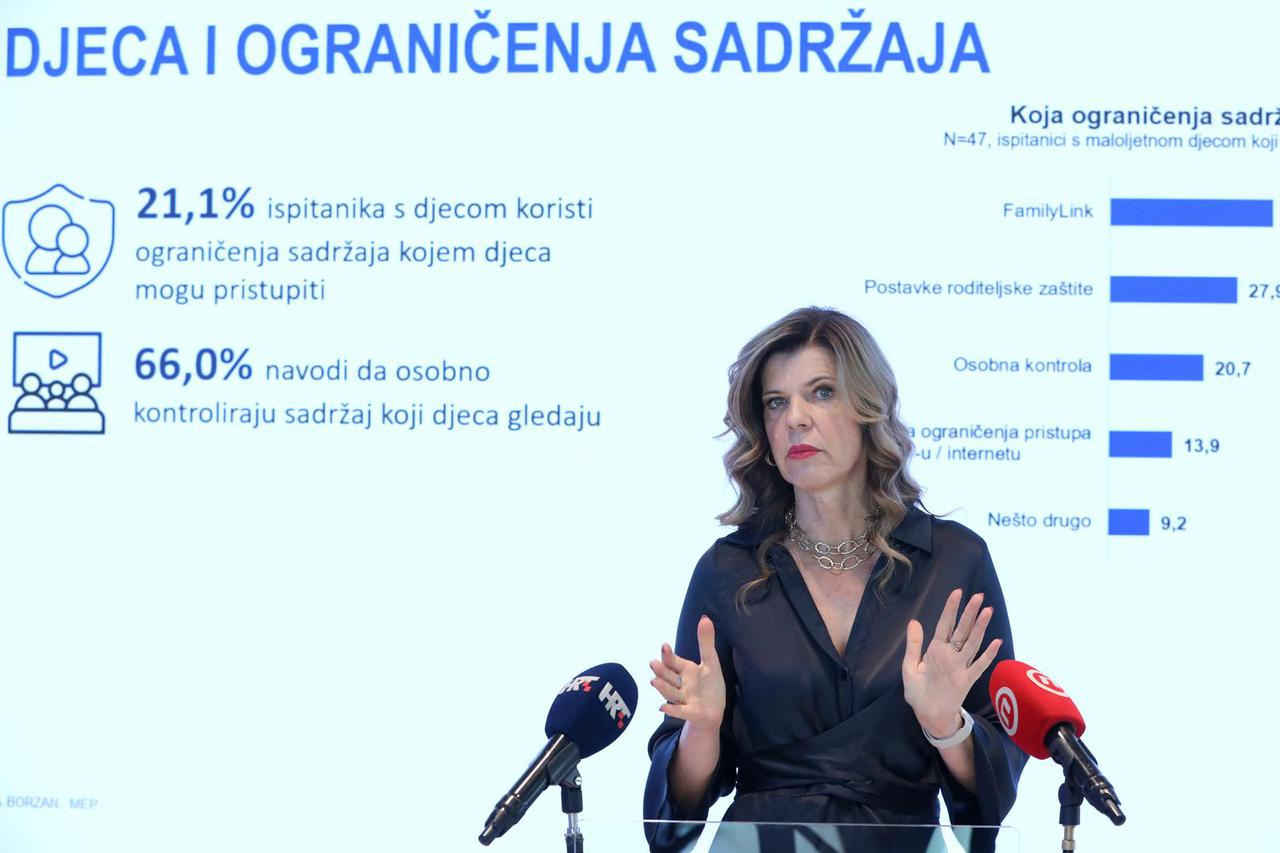 Zagreb: Biljana Borzan o ovisnosti djece i mladih o internetu