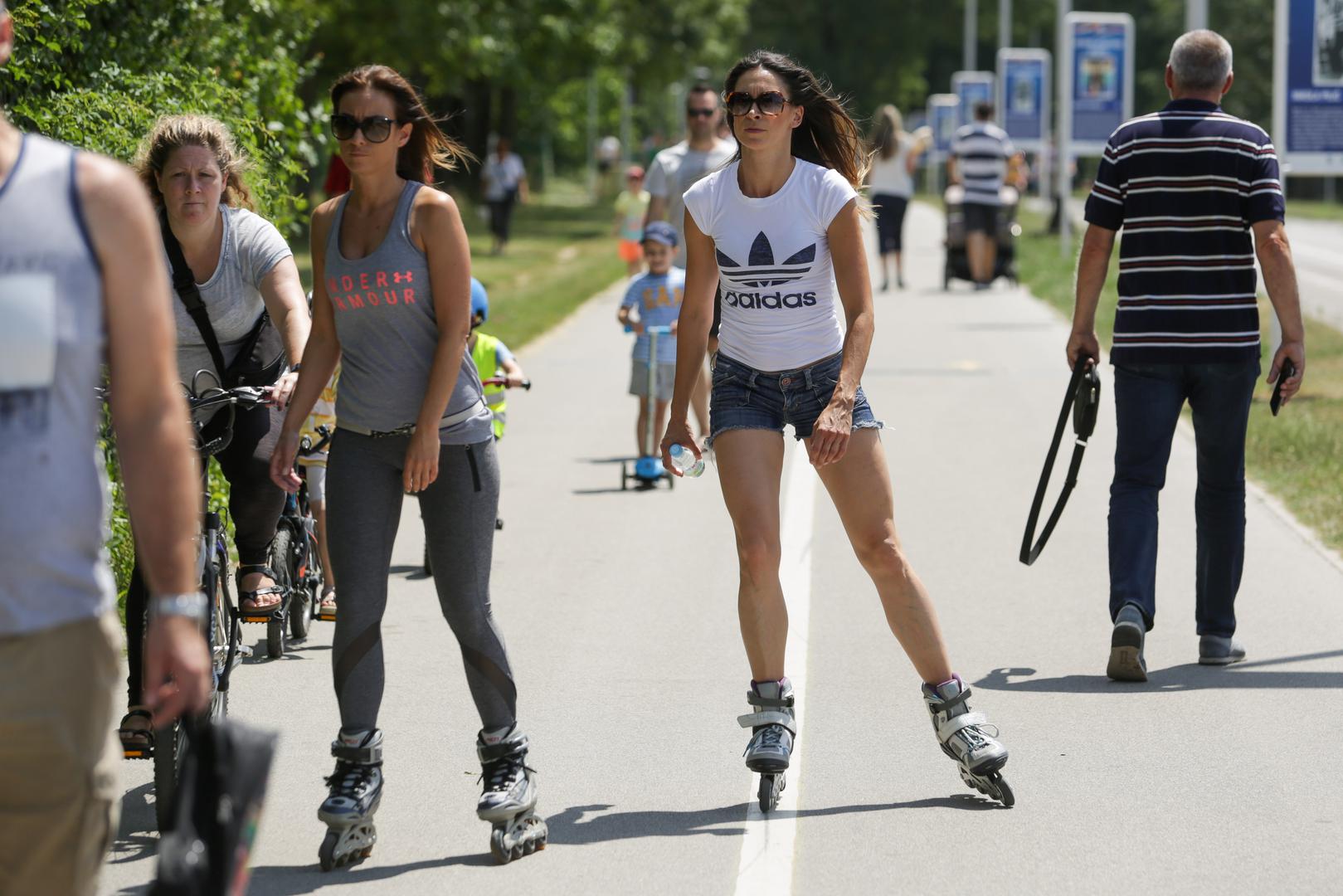 4. Toplina i znoj - Osim ugljičnog dioksida, komarci osjete i miris amonijaka, mliječne i mokraćne kiseline i ostale spojeve koji se nalaze u znoju. Stoga, znojna osoba opravdan im je razlog za ubod, a zamislite još ako ona ima krvnu grupu 0.