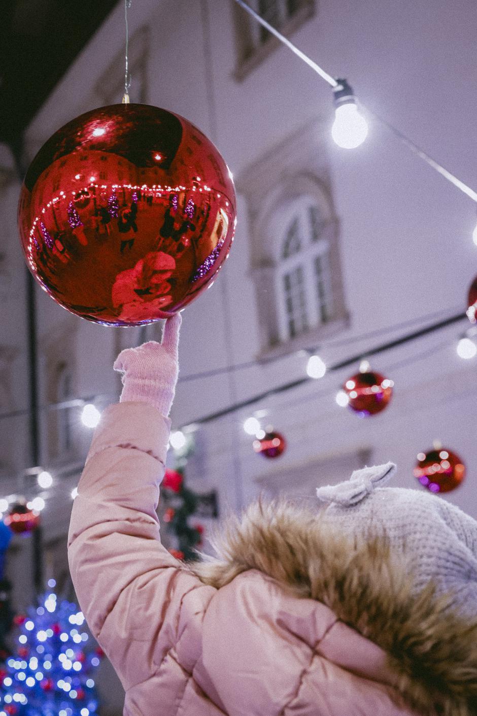 31 okićena jelka krenula je put obiteljima u potrebi