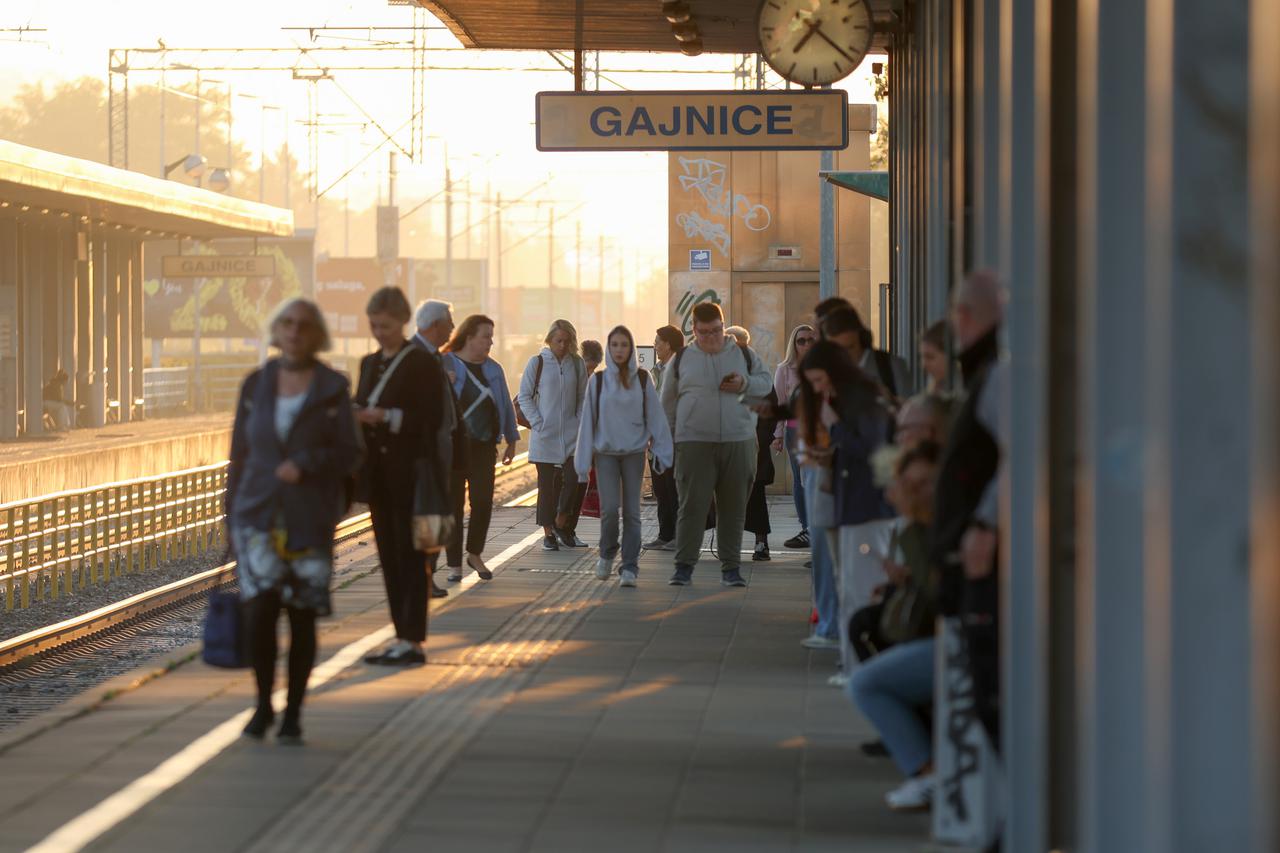 Zagreb: Gužva na željezničkoj stanici u Gajnicama
