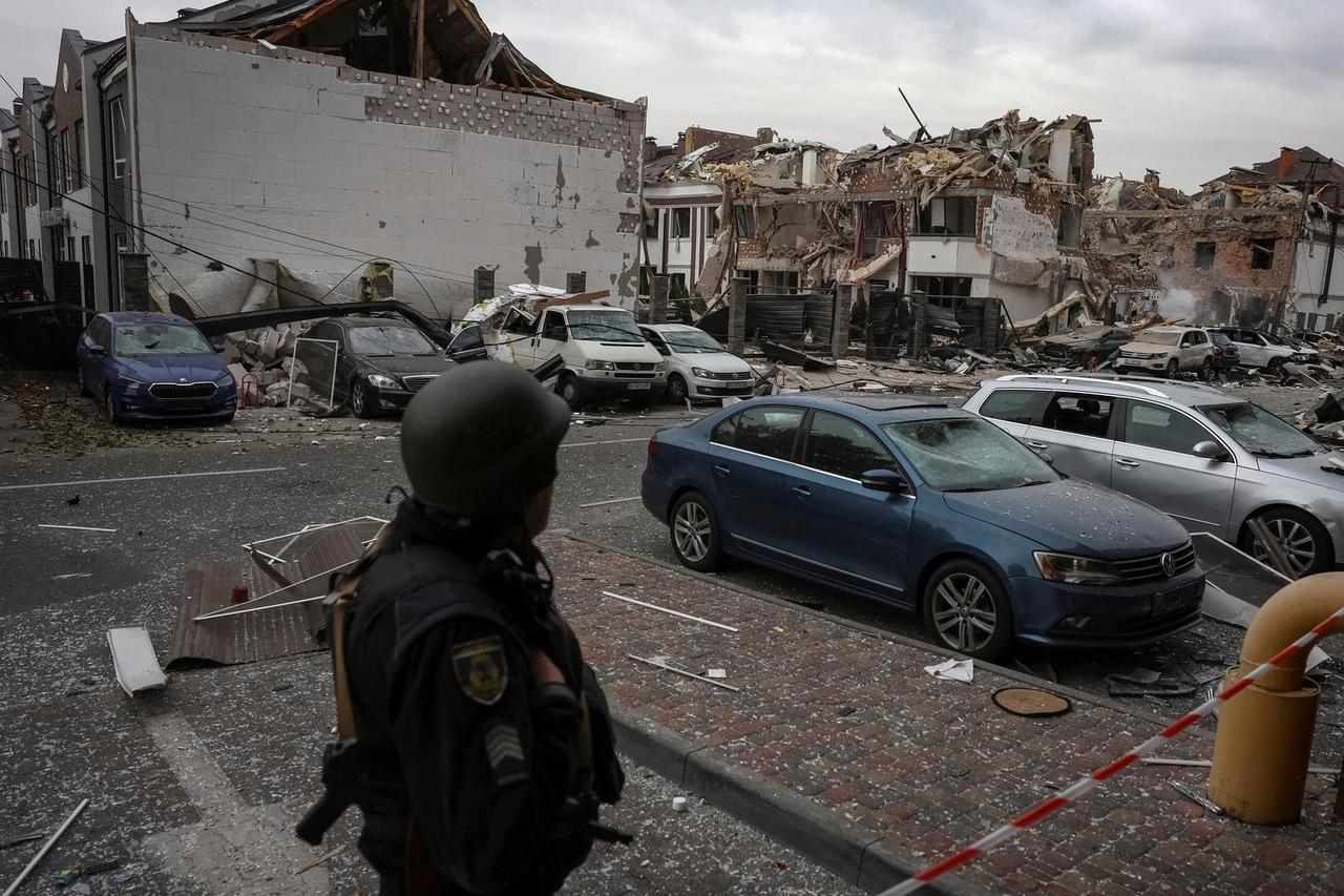 Russian missile and drone strike in Kyiv