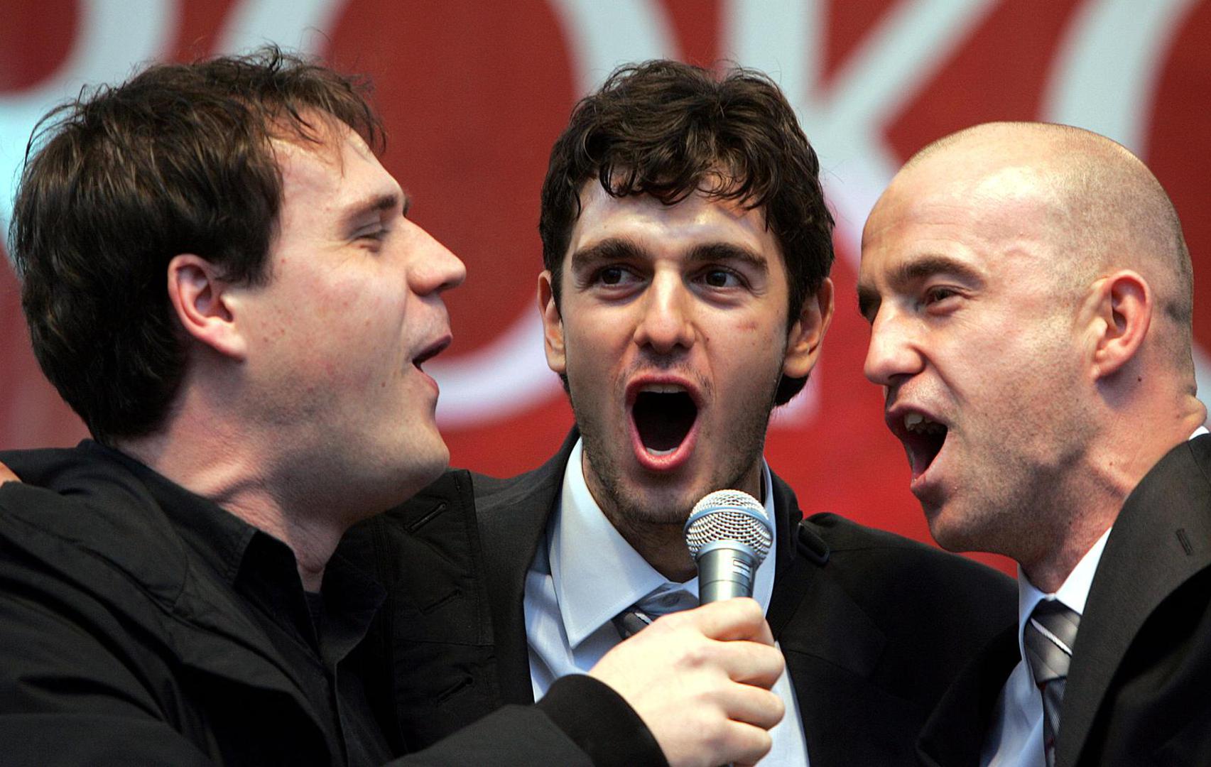 O njegovoj bi se karijeri mogle ispisati brojne stranice. Trajala je sve do travnja 2012. kada je s 33 godine odlučio da je igranju došao kraj. Opcija je imao nekoliko, a okušao se u svakoj. Neko je vrijeme komentirao teniske događaje za talijanski Sky Sport. Trenirao je Miloša Raonića i zajedno s njim se uspeo do četvrtog mjesta na ATP ljestvici. Godine 2015. započeo je suradnju s Federerom te 2017. uzeo Australian Open i Wimboledon, a već iduće sezone Australian Open. Bili su to prvi Federerovi grand slamovi nakon četiri i pol godine suše.