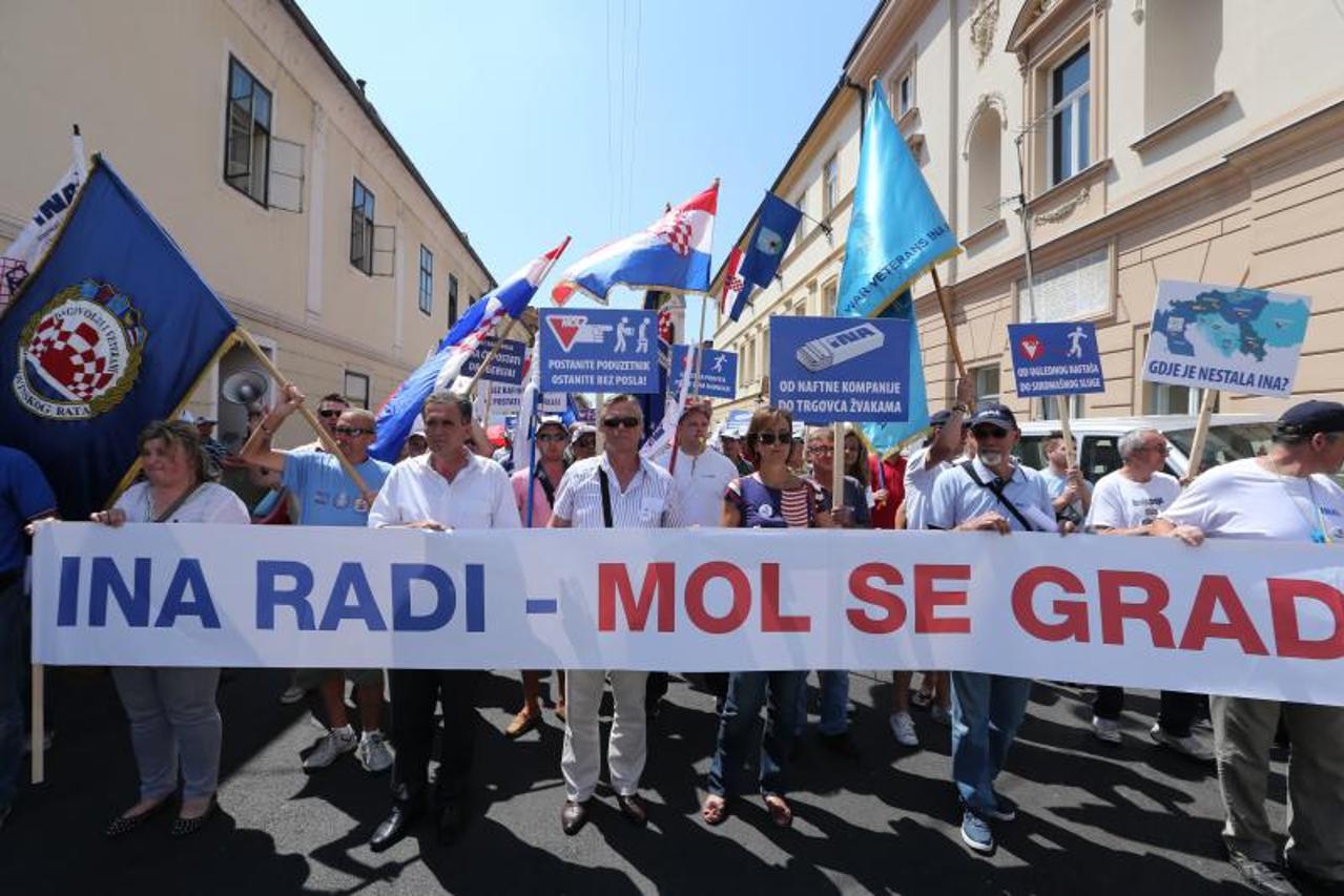 Prsovjed za Inu