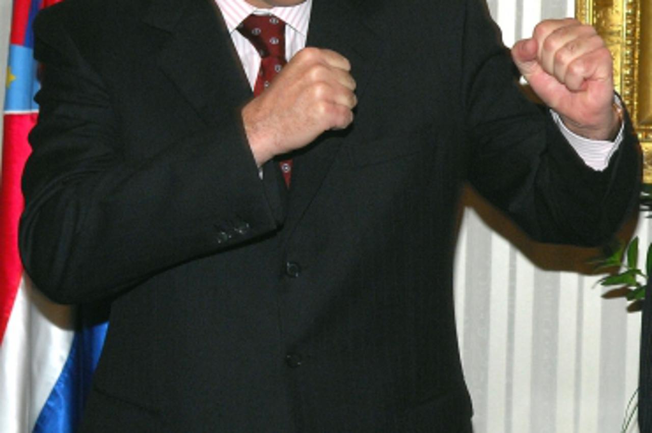 '09.05.2007.,Zagreb - Predsjednik Vlade RH dr. sc. Ivo Sanader sa svjetskim prvakom u poluteskoj kategoriji Stipe Drvisem,  Photo: Patrik Macek/PIXSELL'