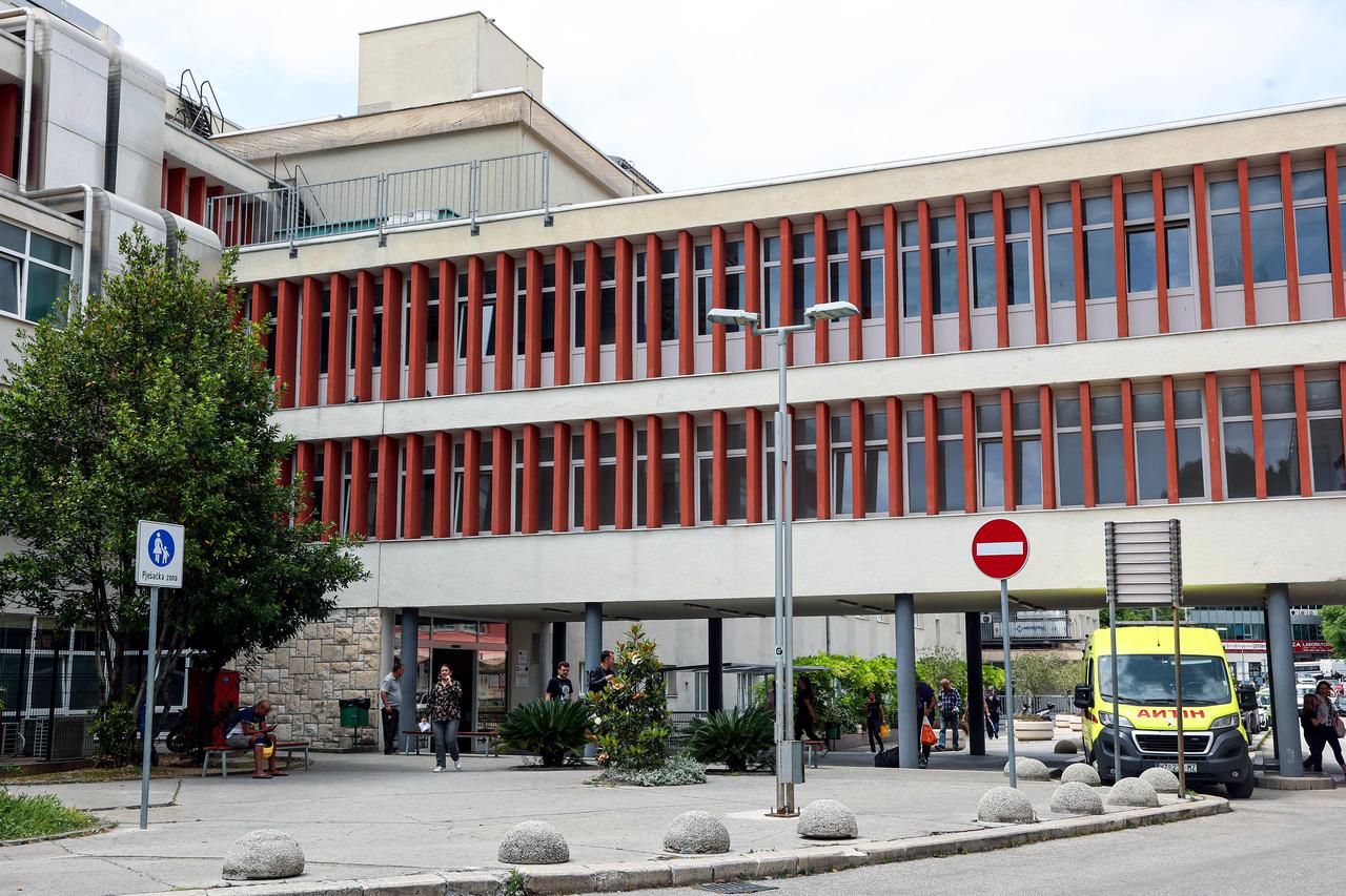 Split: Josip Krnić o stanju stradalih miganata i pripadniku HRM-a koji je poginuo tijekom ronjenja