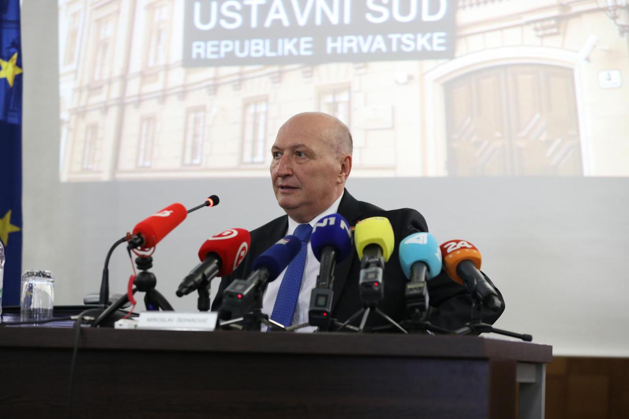 Ustavni sud: Nijedno referendumsko pitanje Mosta nije u skladu s Ustavom