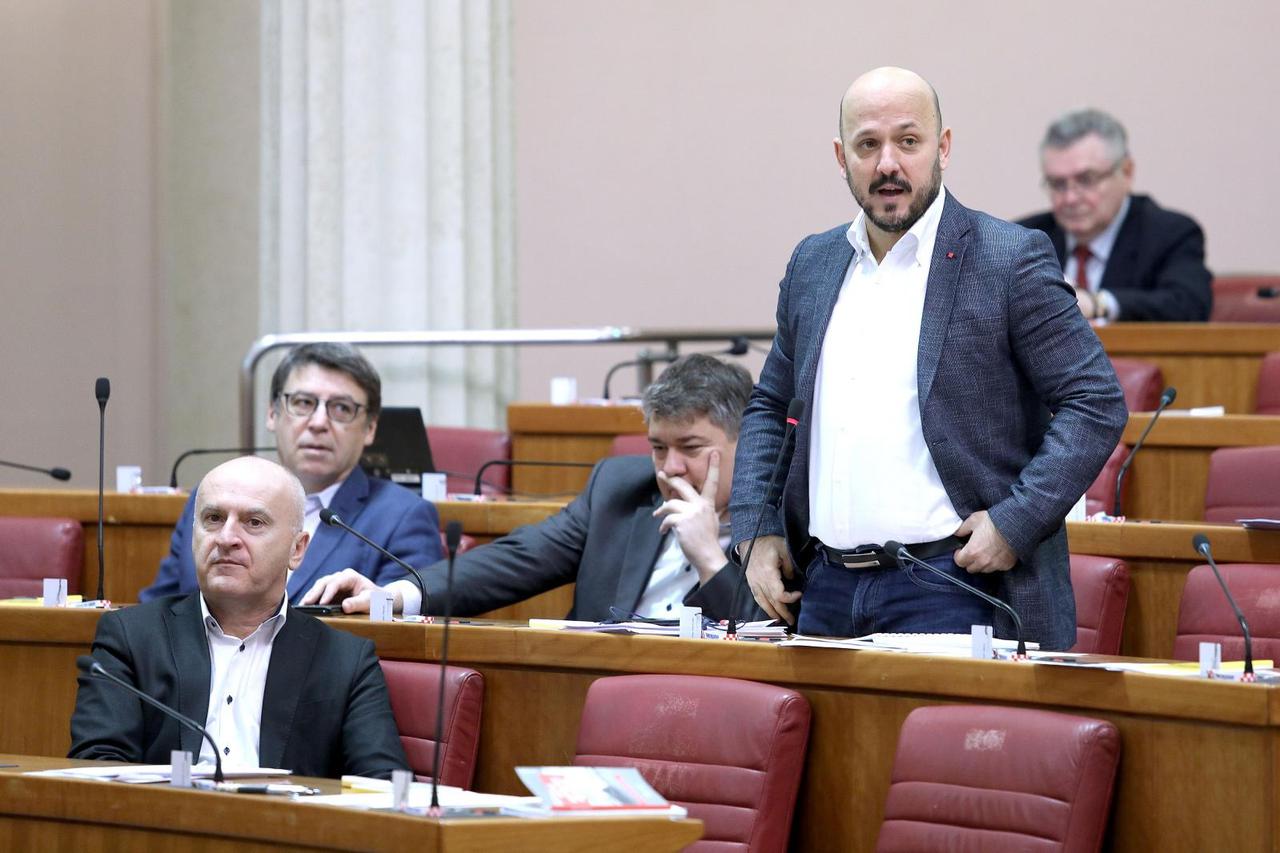 Gordan Maras
