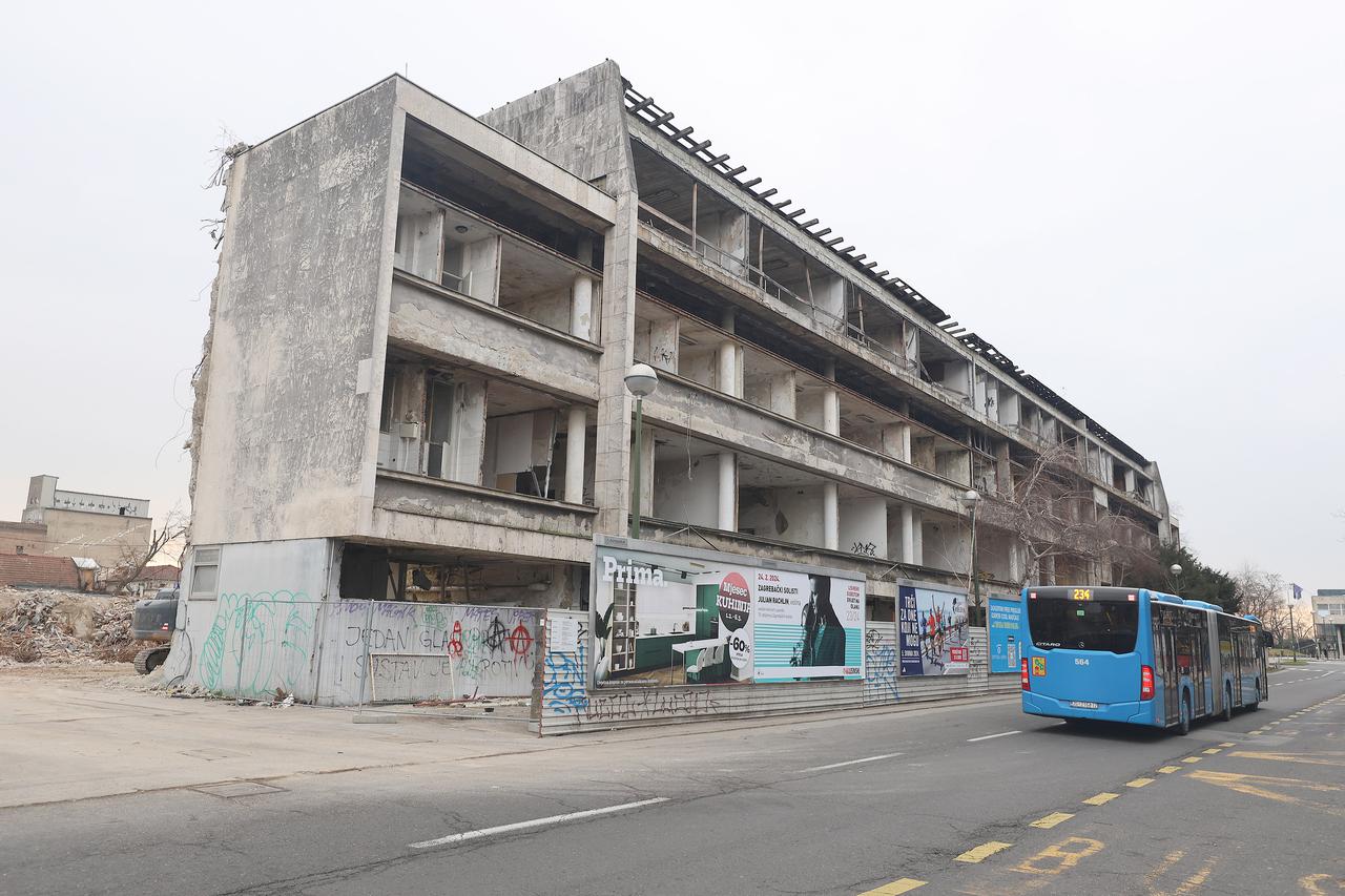 Zagreb: Devet mjeseci od početka radova rušenje u Paromlinskoj još nije završeno