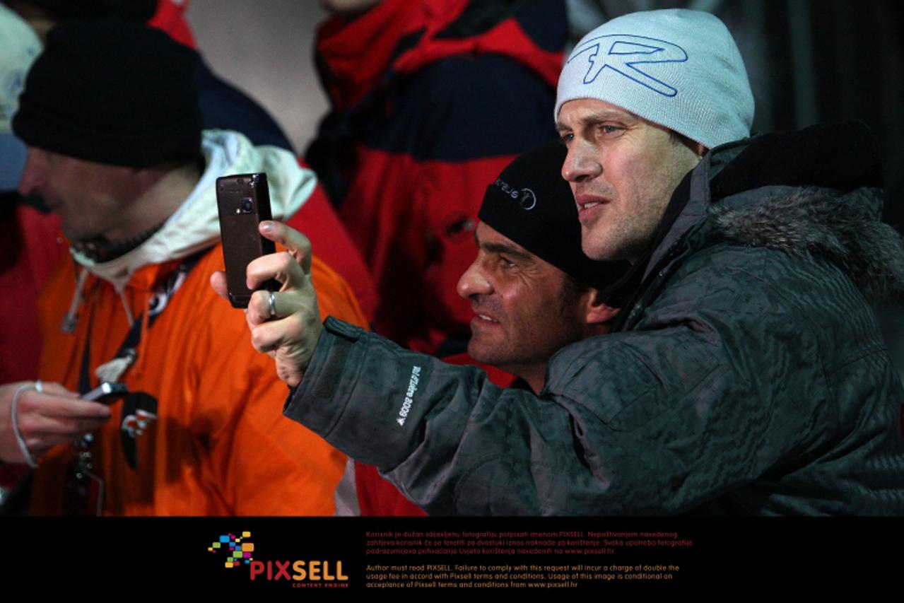 '04.01.2009., Sljeme, Zagreb, Hrvatska - FIS Svjetski kup za skijasice, Snow Queen Trophy odrzava se na Sljemenu. Skijaske legende Jure Kosir i Alberto Tomba nastupili u utrci legendi.  Photo: Sinisa 