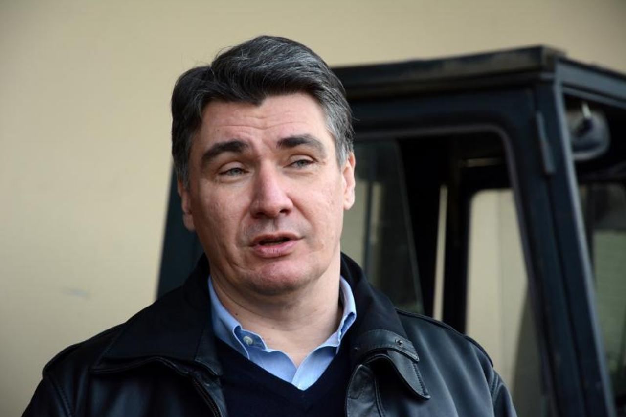 Zoran Milanović,Gunja