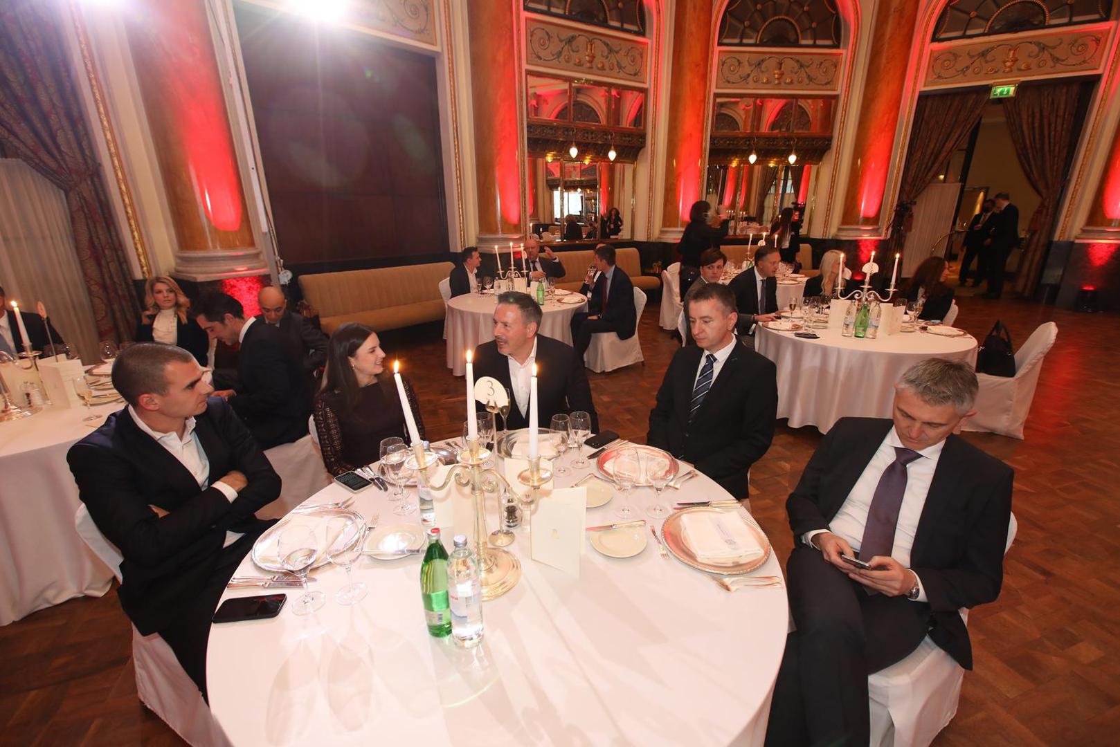 14.12.2021 Zagreb-  U hotelu Esplanade odrzano je proglasenje gospodarstvenika i gospodarskog dogadjaja 2021. godine u izboru Vecernjeg lista. Marko Brkljacic, Fabris Perusko, Gordan Kolak