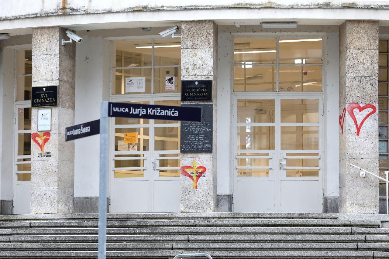 Zagreb: Srednje škole bez učenika jer je nastava prebačena online