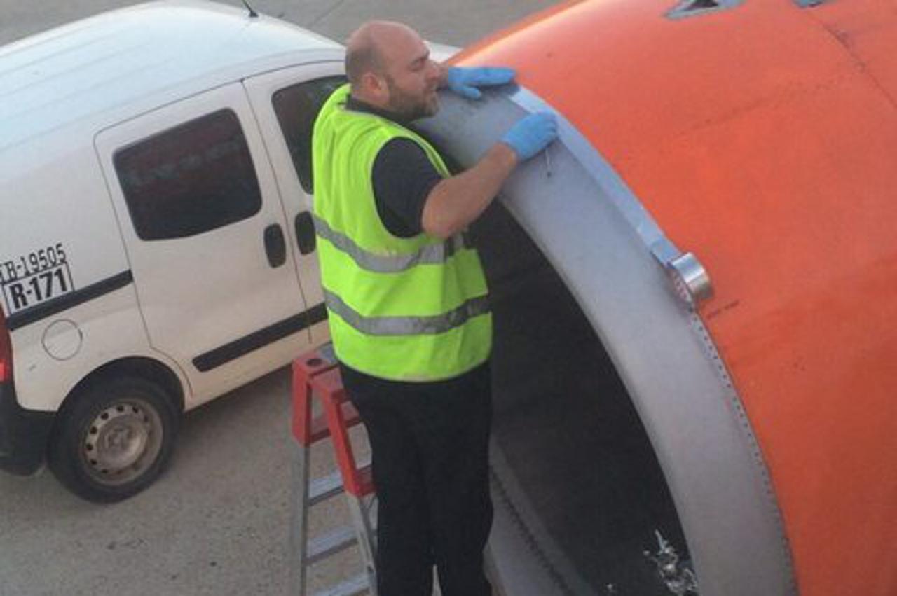 avion, easyjet