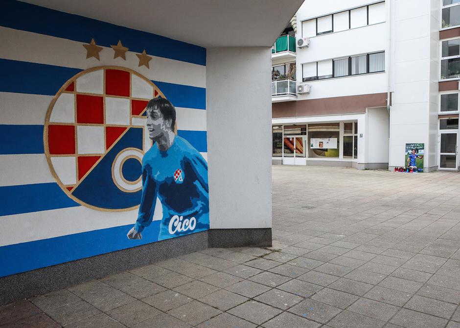 Zagreb: Na zgradi Zlatka Kranjčara osvanuo novi grafit