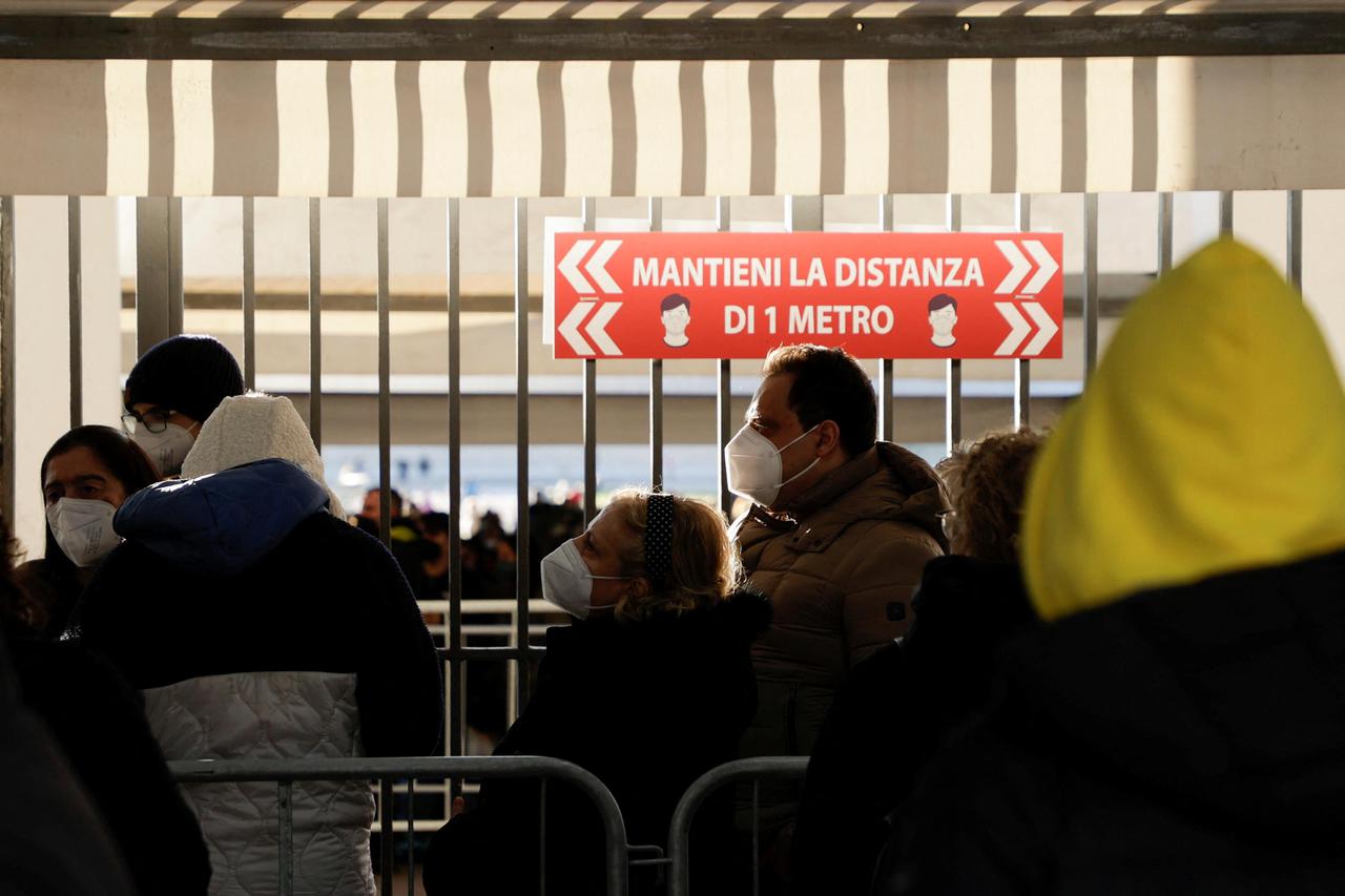 COVID-19 vaccination in Naples