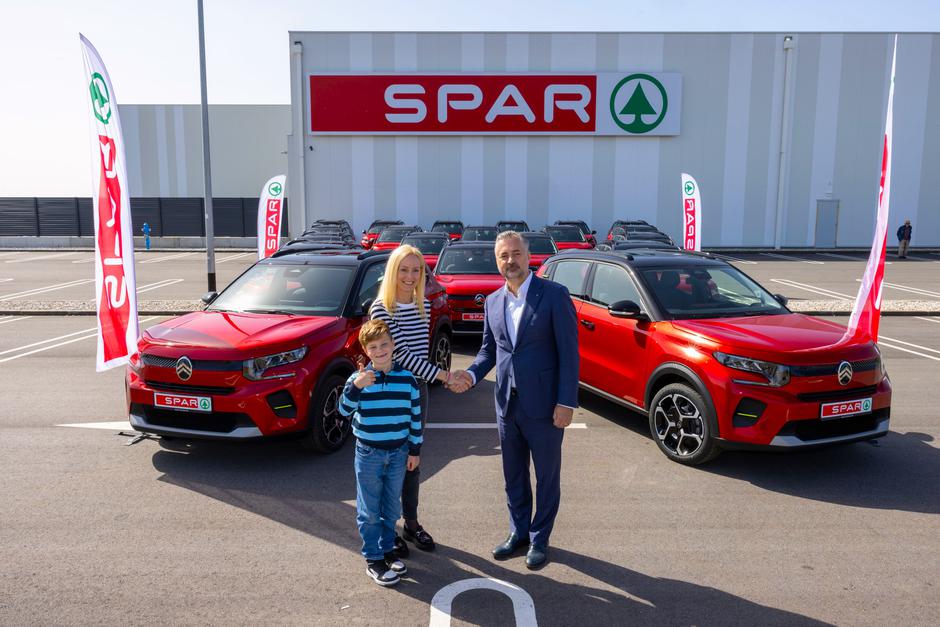 SPAR podijelio 20 automobila