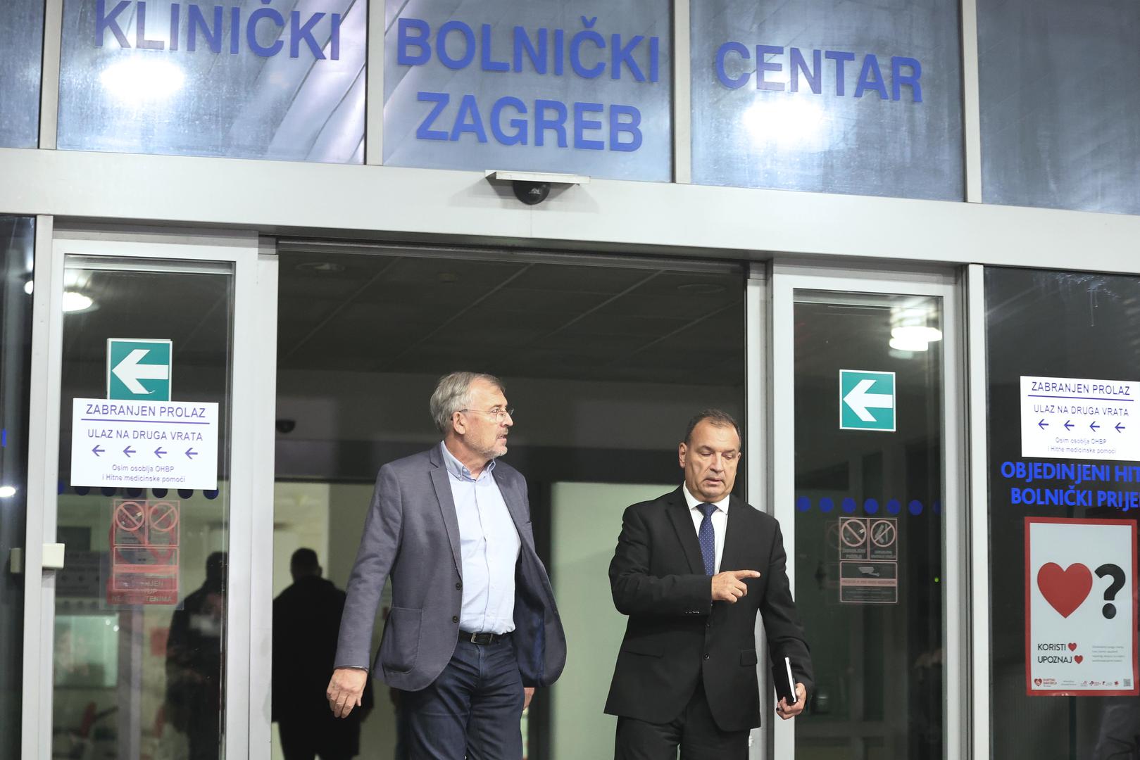 07.11.2023., Zagreb - Hitni prijem bolnice Rebro. Zbog zaprimljenih pacijenata uslijed konzumacije navodno kontaminirane mineralne vode Romerquelle Emotion Blueberry Pomegranate i-ili Coca Cole, ministar zdravstva Vili Beros, Krunoslav Capak i zamjenik ravnatelja bolnice Milivoj Novak obratili su se medijima. Photo: Sanjin Strukic/PIXSELL