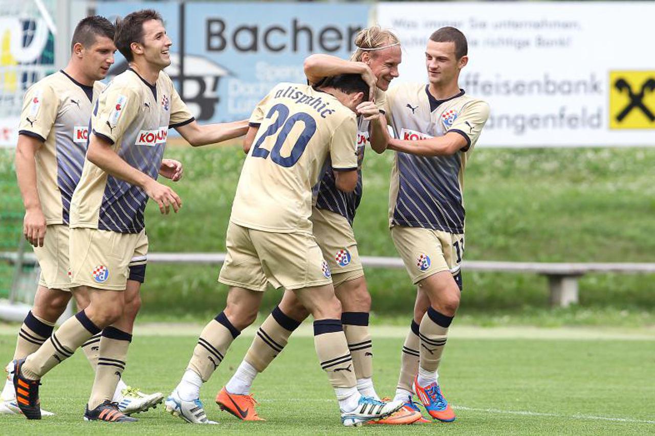 dinamo (1)