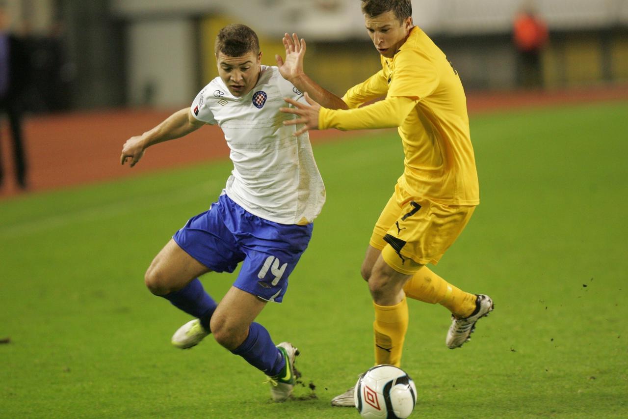 17.11.2012., Poljud, Split - MAXtv 1. HNL, 16.kolo, Hajduk Split - Lokomotiva Zagreb. Josip Radosevic i Domagoj Antolic.  Photo: Ivo Cagalj/PIXSELL