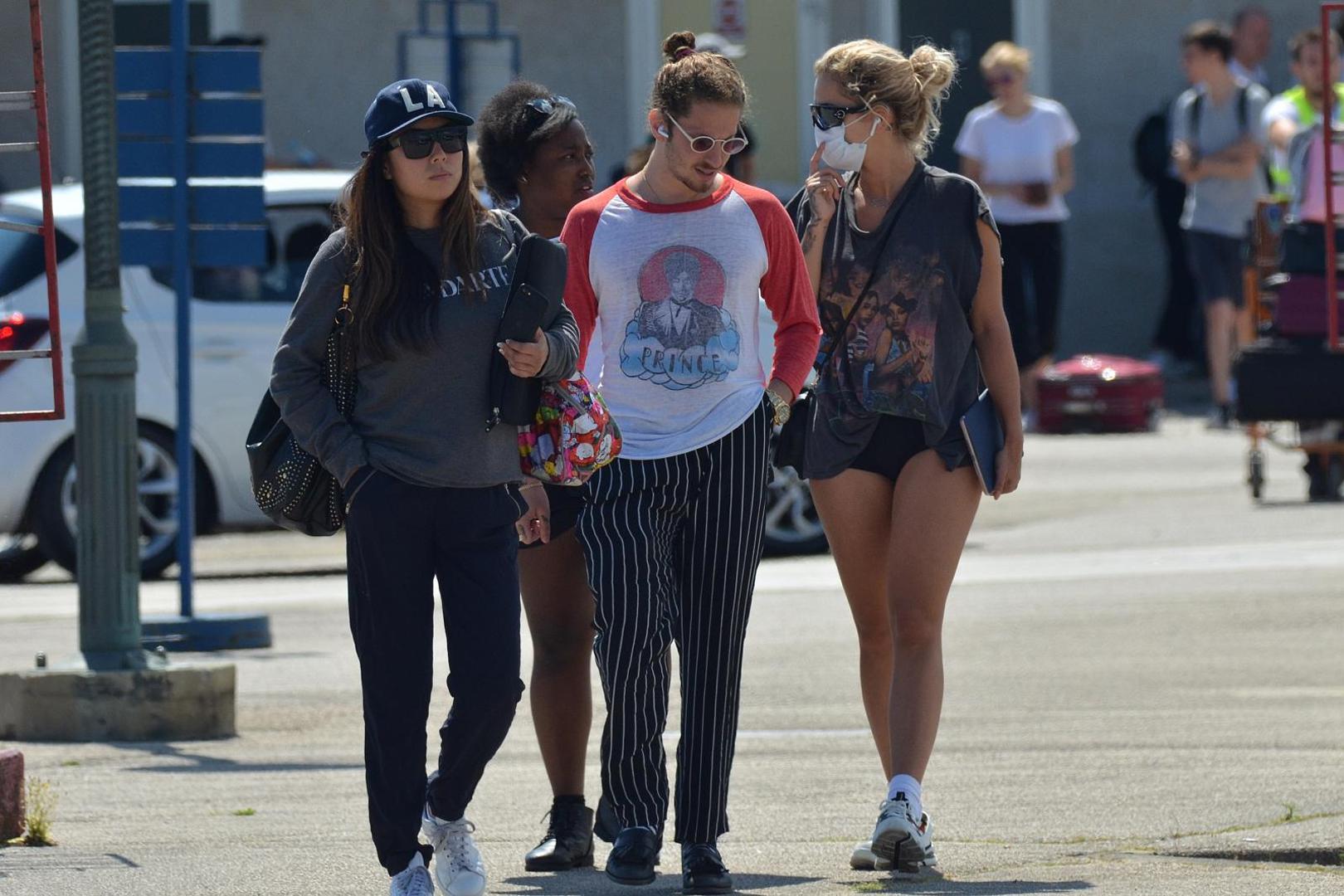 Planetarno popularna Rita Ora, britanska pjevačica podrijetlom s Kosova, u pratnji je sletjela u Zračnu luku Pula. 