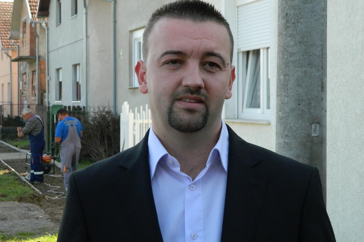 Marijan Pavliček