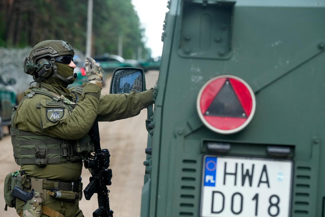 Polish Border Guard at the Poland-Belarus border