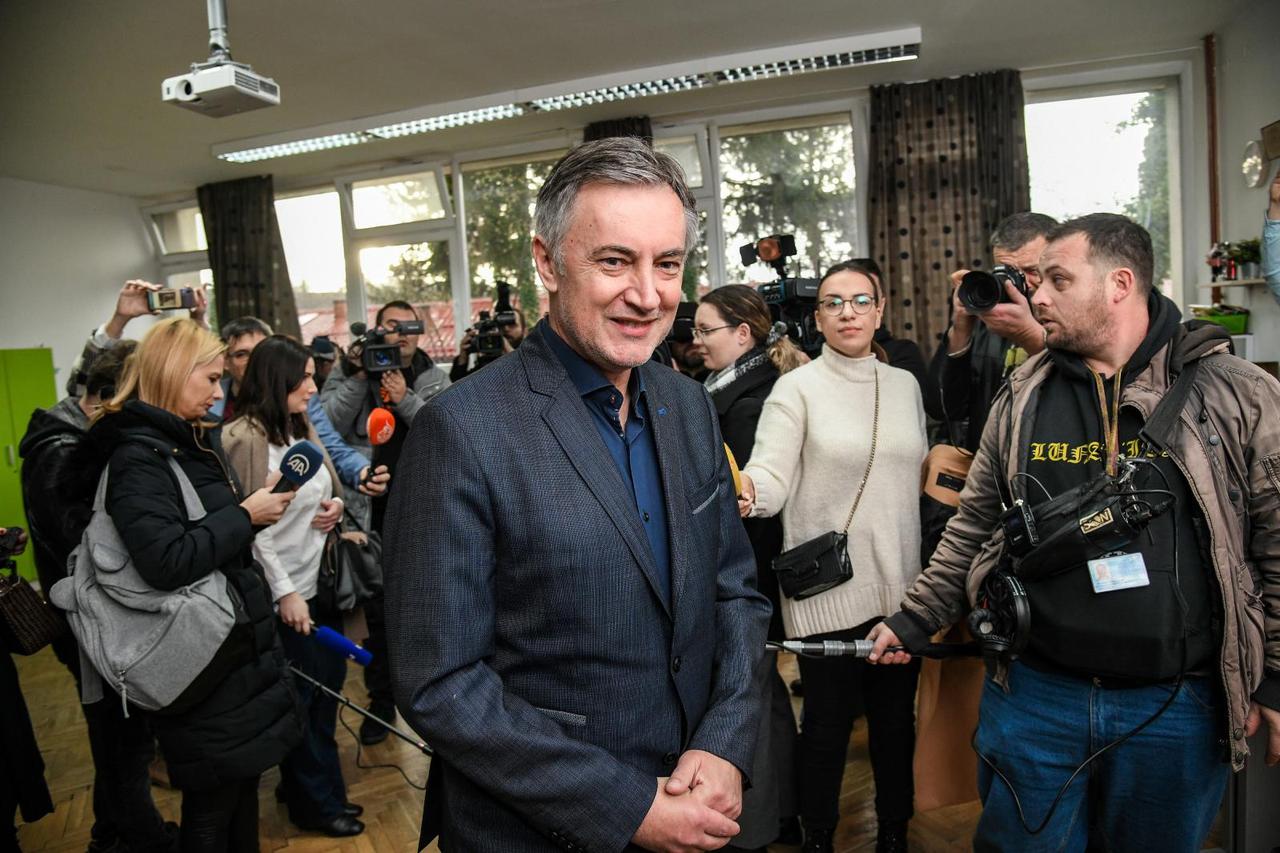 Miroslav Škoro