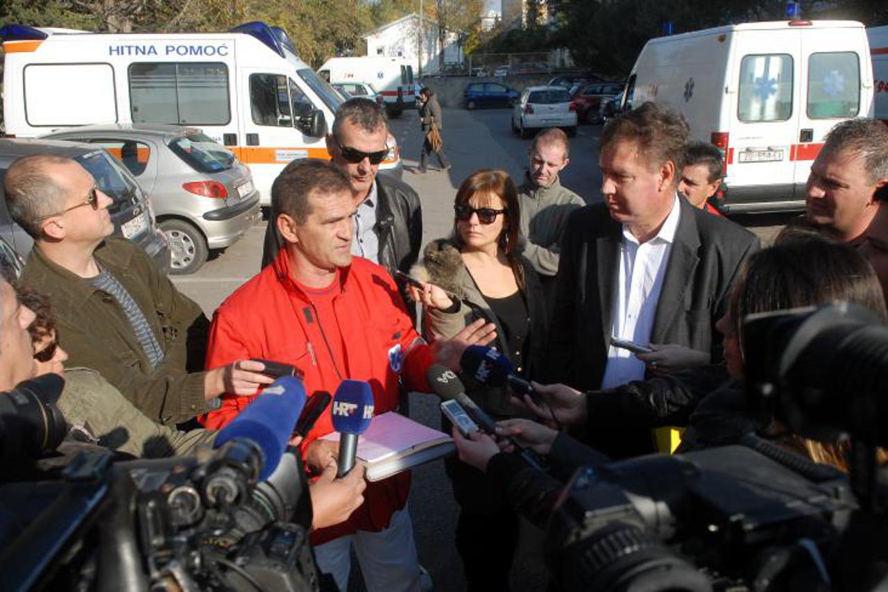 prosvjed vozača hitne u Zadru (1)