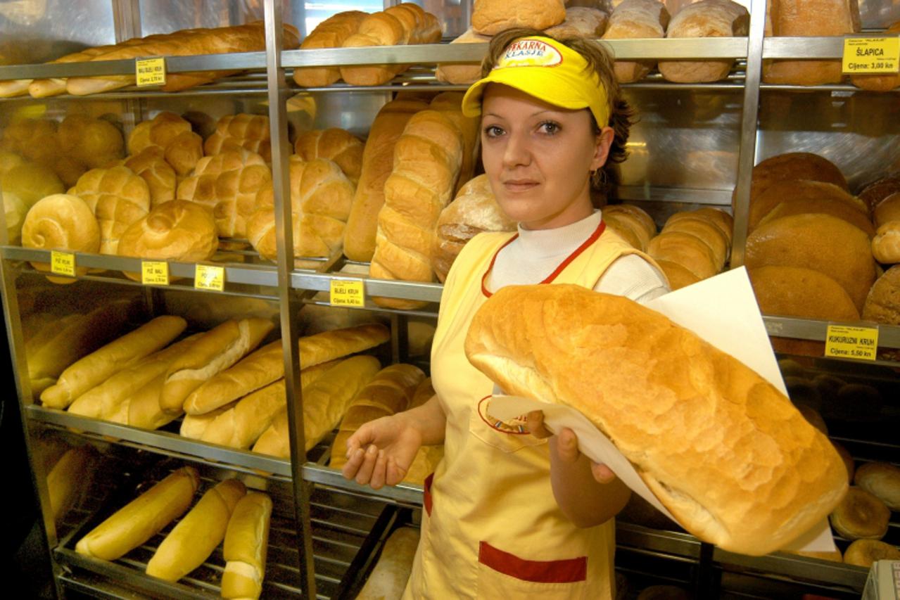 'gra....zagreb..14.01.2004.  pekara klasje -kruh  snimio - Zeljko Lukunic'